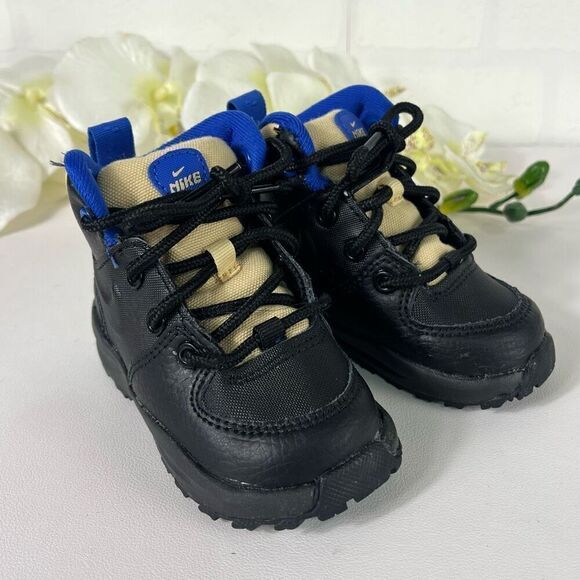 Nike Baby Manoa Boots size 4C infant walker - Picture 2 of 8